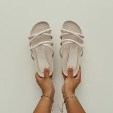 Cargar imagen en el visor de la galería, Flats Gia hueso