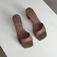 Cargar imagen en el visor de la galería, Tacos Eva taupe - PREORDEN