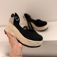 Cargar imagen en el visor de la galería, Alpargatas Lia negro