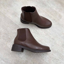 Cargar imagen en el visor de la galería, Botines Chelsea Roberta - marrón