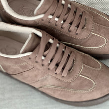 Cargar imagen en el visor de la galería, Zapatillas Emma Taupe