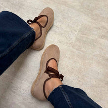 Cargar imagen en el visor de la galería, Julieta - beige y marrón