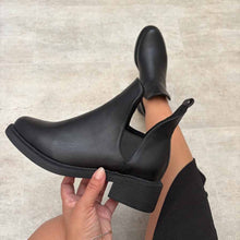 Cargar imagen en el visor de la galería, Botines Lena - negro