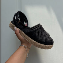 Cargar imagen en el visor de la galería, Alpargatas Clara flat negro