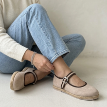 Cargar imagen en el visor de la galería, Balerina Olivia - beige