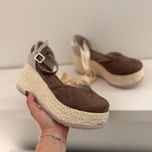 Cargar imagen en el visor de la galería, Alpargatas Lia taupe