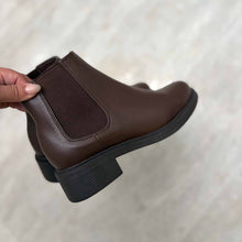 Cargar imagen en el visor de la galería, Botines Chelsea Roberta - marrón