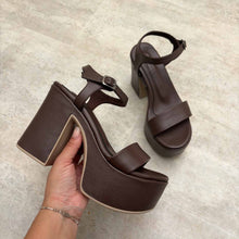 Cargar imagen en el visor de la galería, Sandalias Valentina - chocolate