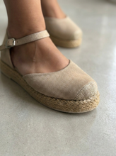 Cargar imagen en el visor de la galería, Alpargatas Siena beige