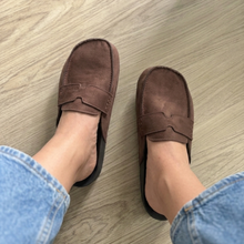 Cargar imagen en el visor de la galería, Mocasines Greta - chocolate