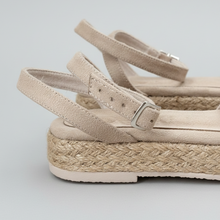 Cargar imagen en el visor de la galería, Sandalias Vania flats beige