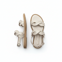 Cargar imagen en el visor de la galería, Sandalias  Iris hueso